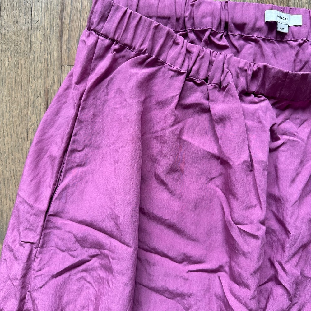 Vince Skirt - Picture 2 of 8